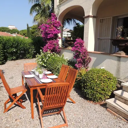 Apartmán In Near Sandy Roses